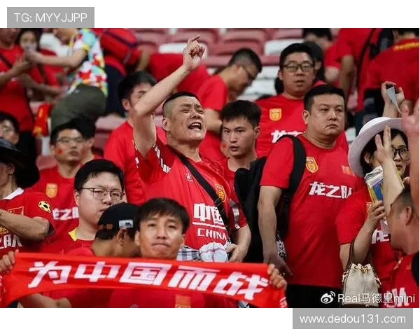 中国男足惨败十二球耻辱一战再度引发国人深思足球何时能真正崛起 中国男足惨败十二球耻辱一战再度引发国人深思足球何时能真正崛起