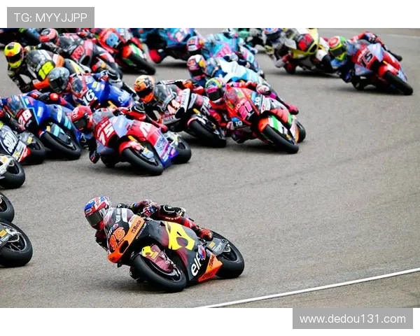 MotoGP赛季进入关键阶段,斗志激烈争夺总冠军宝座各队策略各异 MotoGP赛季进入关键阶段,斗志激烈争夺总冠军宝座各队策略各异