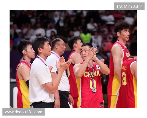 中国男篮勇夺亚洲杯冠军 揭示新一代篮球崛起的无限可能 中国男篮勇夺亚洲杯冠军 揭示新一代篮球崛起的无限可能