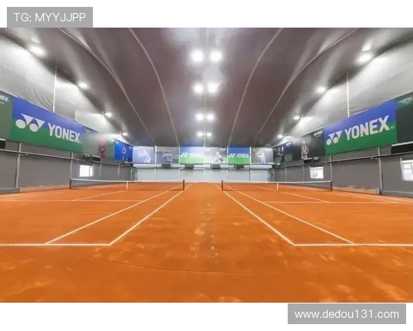 网球红土场地的物理性质与比赛策略影响分析 网球红土场地的物理性质与比赛策略影响分析