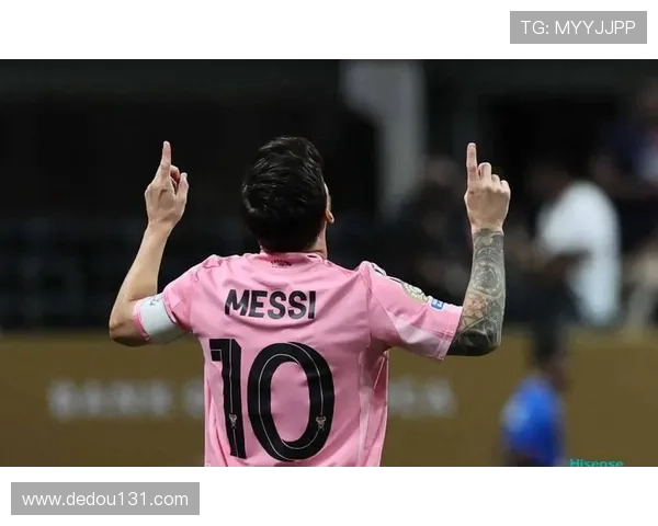 梅西加盟迈阿密国际首场比赛大放异彩，助球队逆转获胜