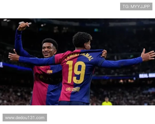 国家队顽强逆转晋级决赛新生代球员展现冠军气质引领未来足坛新格局 国家队顽强逆转晋级决赛新生代球员展现冠军气质引领未来足坛新格局