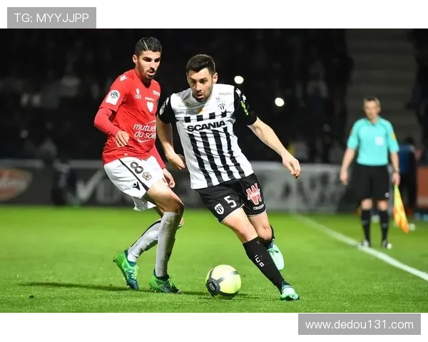 昂热俱乐部崛起之路：从法甲边缘到欧洲赛场的逐梦之旅